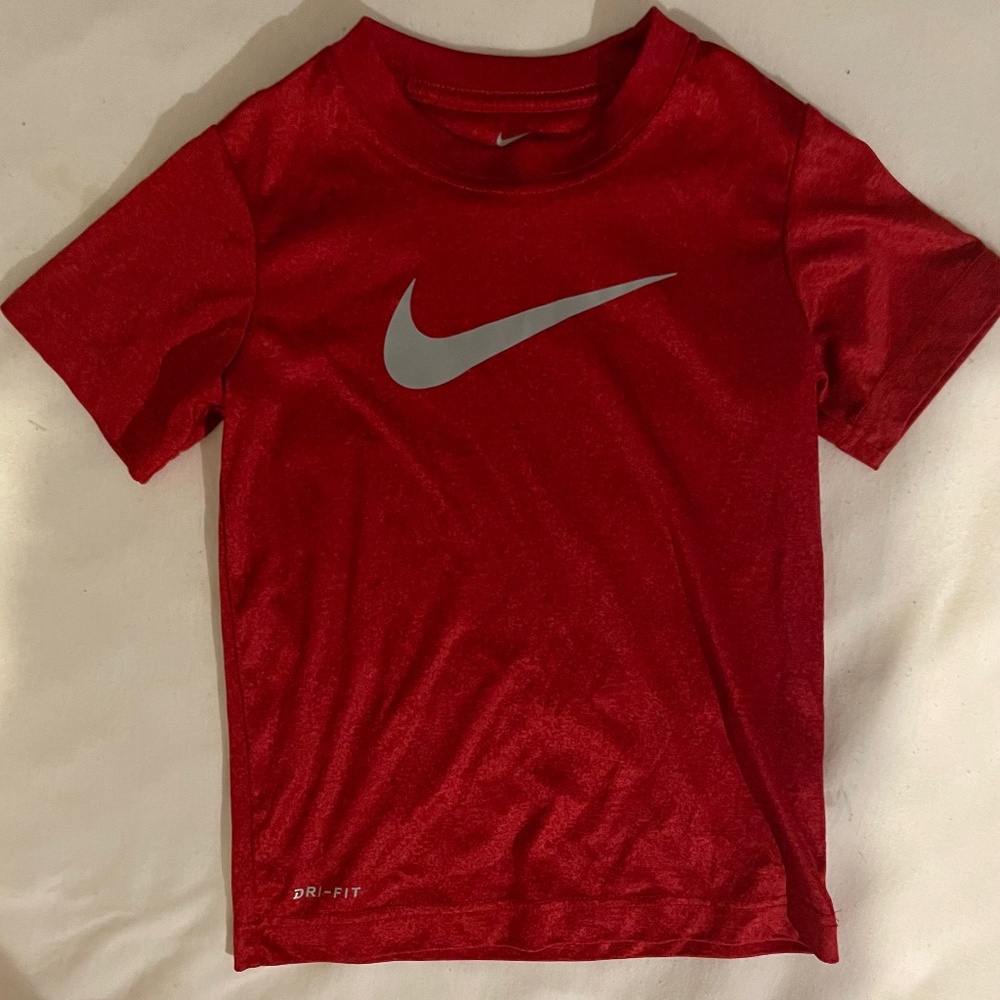 Nike dri fit w/matching shorts